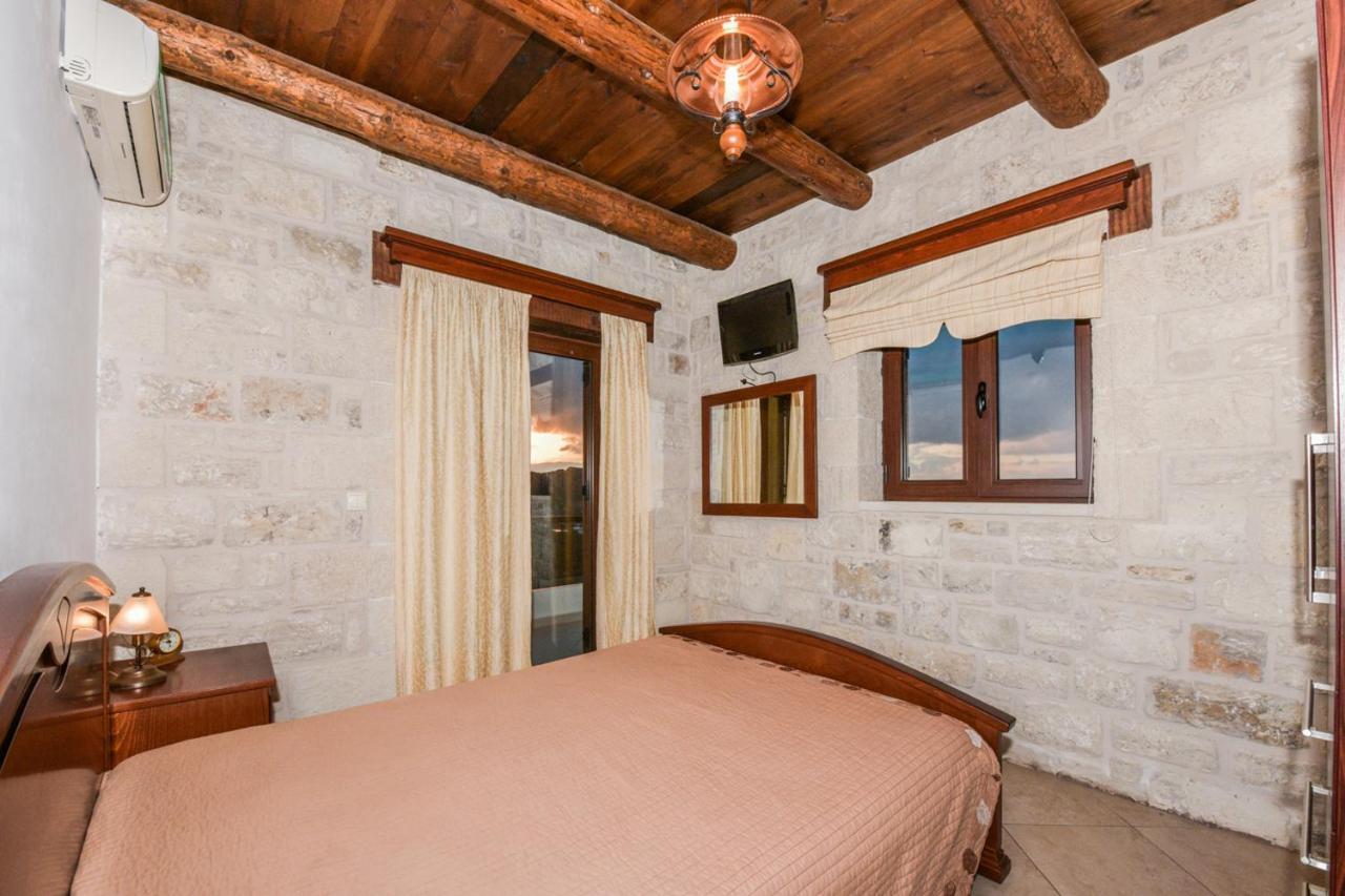 Sfinárion Ariadni Apartments מראה חיצוני תמונה